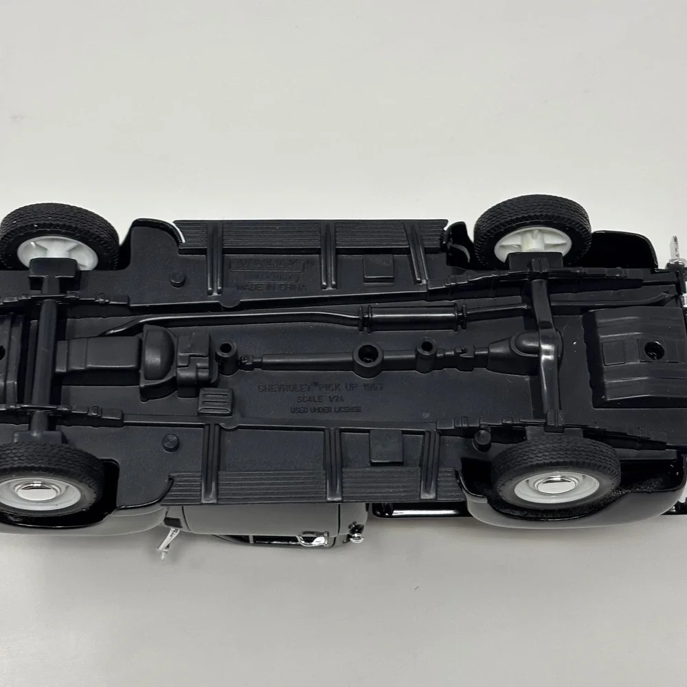 1953 Chevrolet 3100 Pickup Truck Welly Premium Edition 1:24 Diecast Metal Black